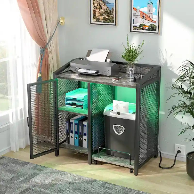Meuble de rangement chêne gris / marron / noir avec prise électrique et ports USB, pour 1 personne